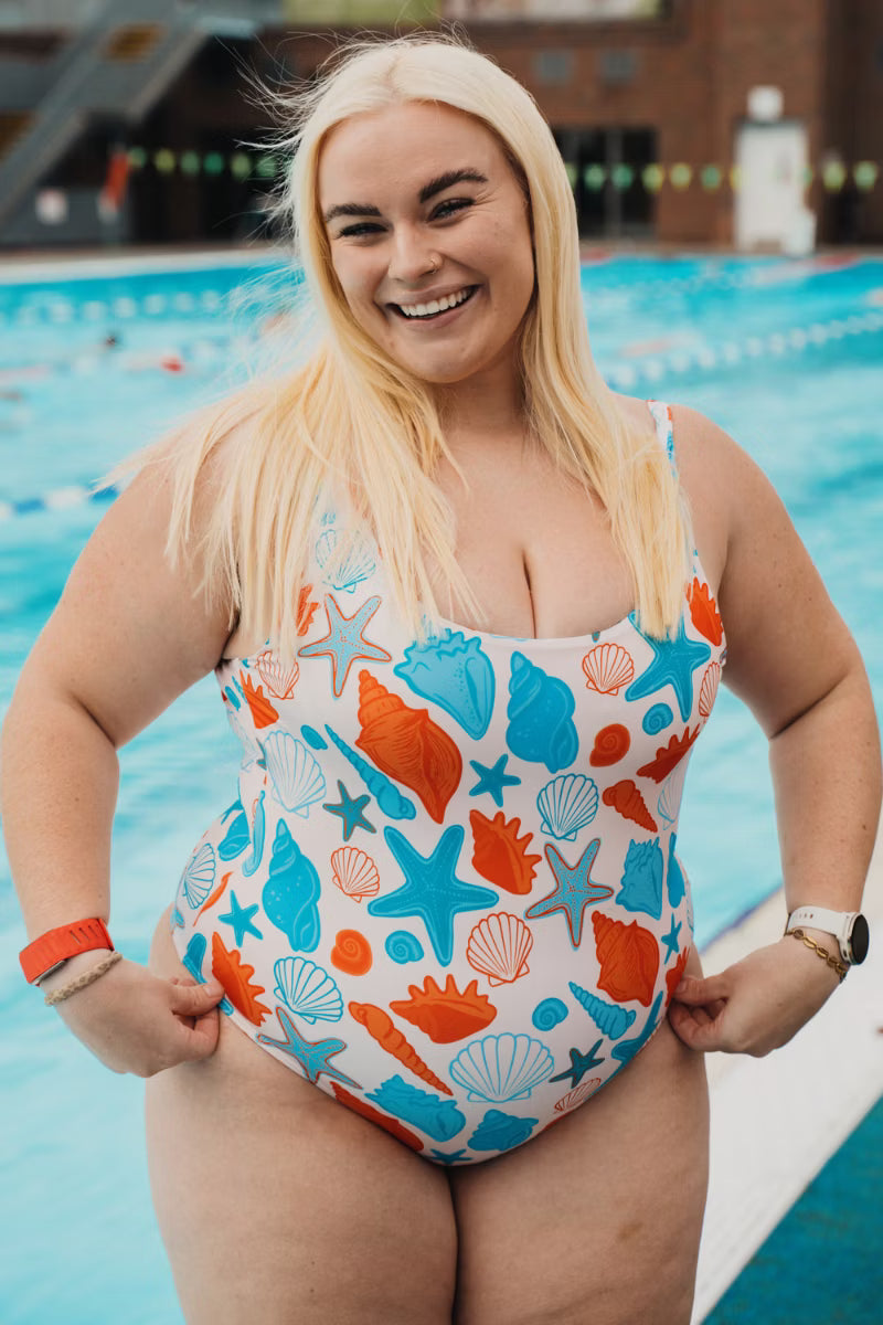 Scoop One Piece in El's Shells
